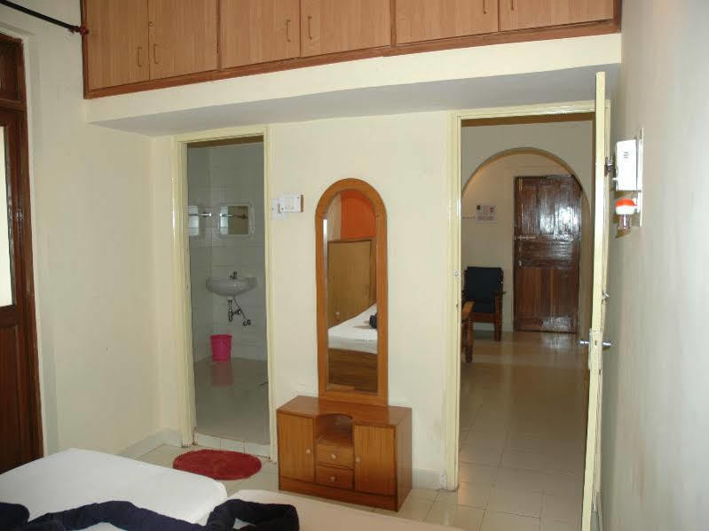 Colonia De Braganza Hotel Calangute Exterior photo